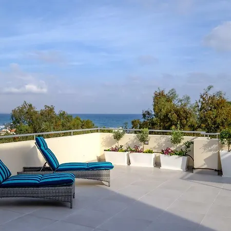 아파트 The Coral Penthouse 라르나카