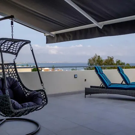 The Coral Penthouse 拉纳卡