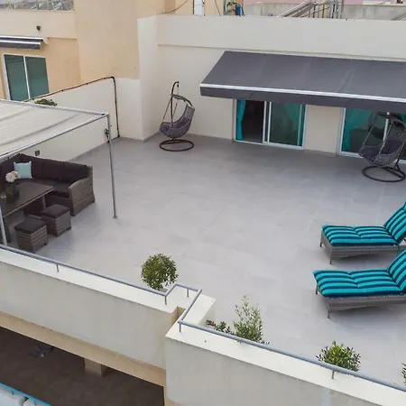 The Coral Penthouse شقة